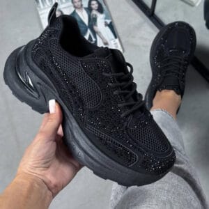 Sneakers à Strass – Look Tendance